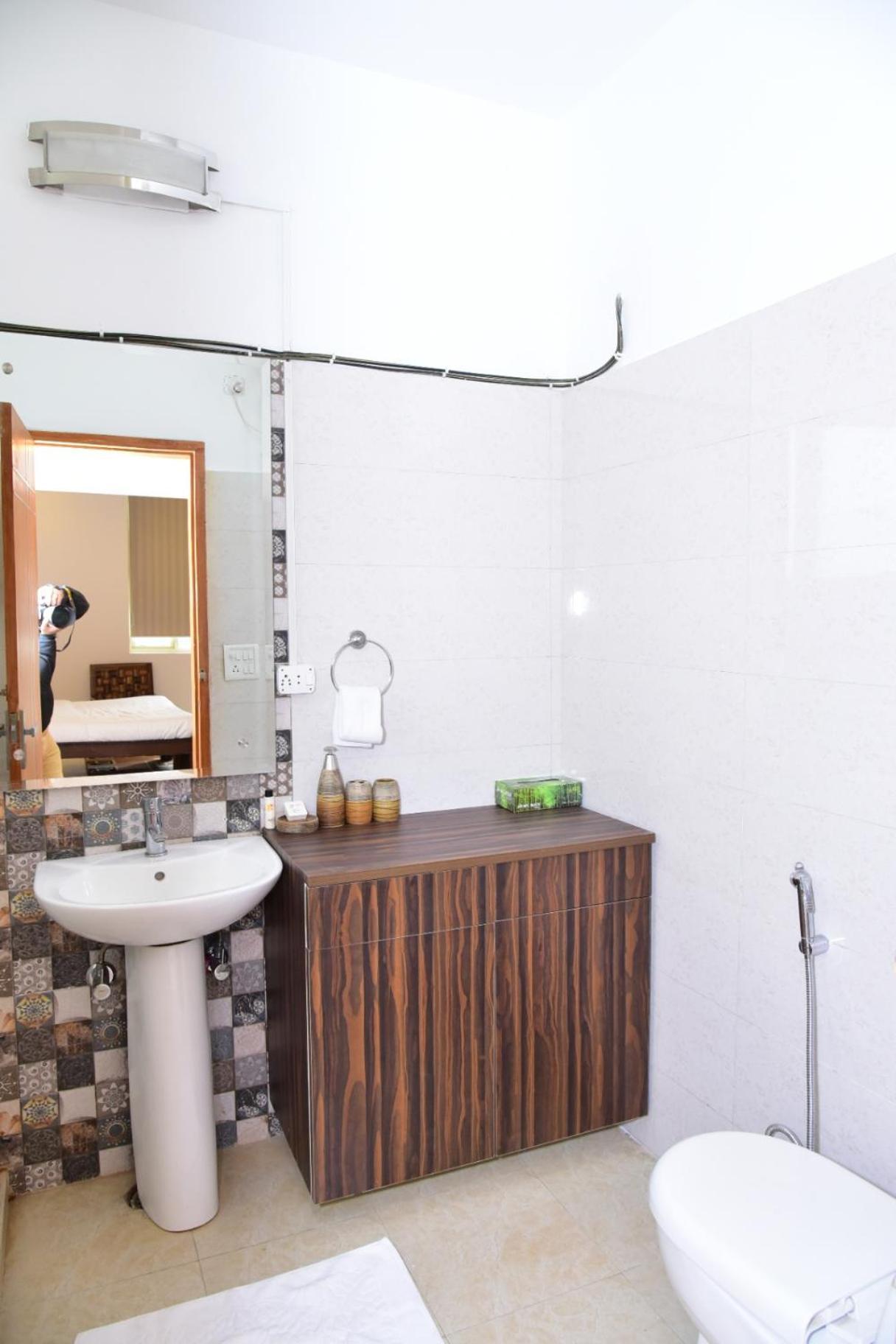 Arkaya Inn Gurgaon Dış mekan fotoğraf