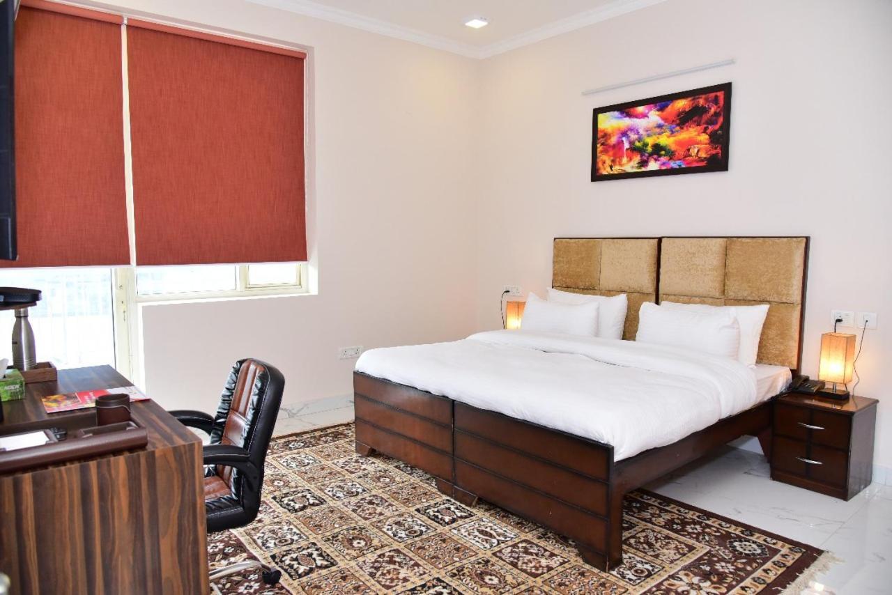 Arkaya Inn Gurgaon Dış mekan fotoğraf