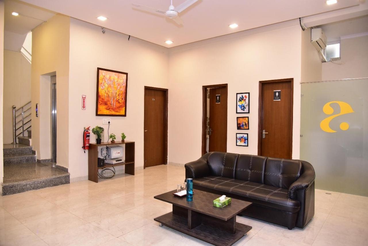 Arkaya Inn Gurgaon Dış mekan fotoğraf